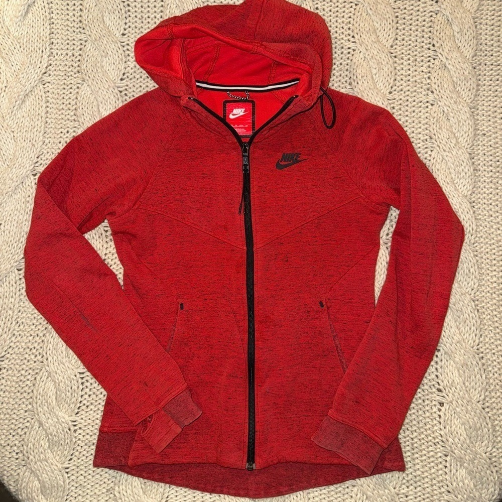 Nike Women's‎ Sportswear Tech Fleece Windrunner Full-Zip Jacket in red heather